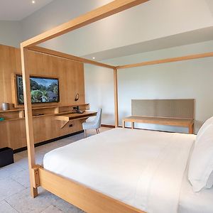 Tabacon Suite King Bed